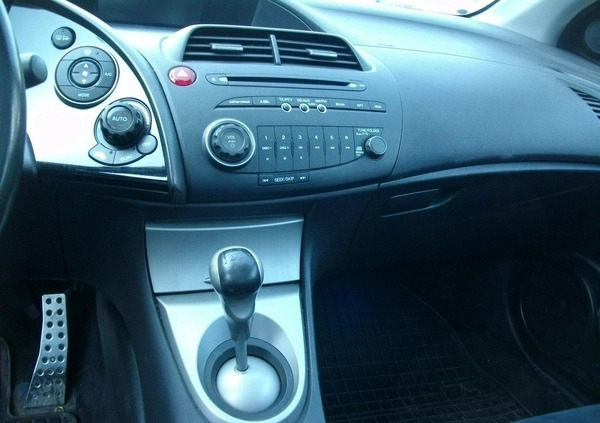 Honda Civic cena 15900 przebieg: 194000, rok produkcji 2007 z Katowice małe 46